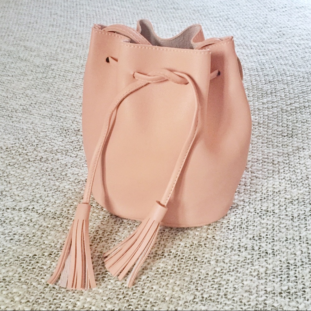 Boho Pink Drawstring Bucket Bag Crossbody Purse - Picture 5 of 8